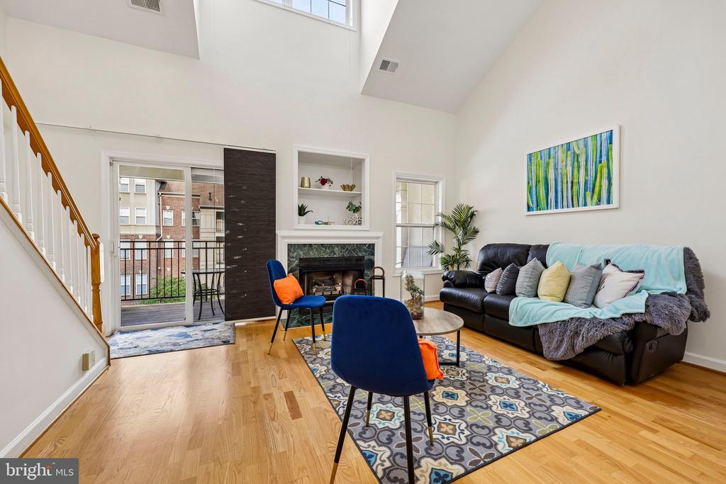 1320 N WAYNE STREET N Unit: 405
