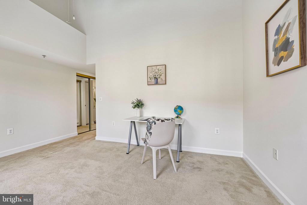 1320 N WAYNE STREET N Unit: 405