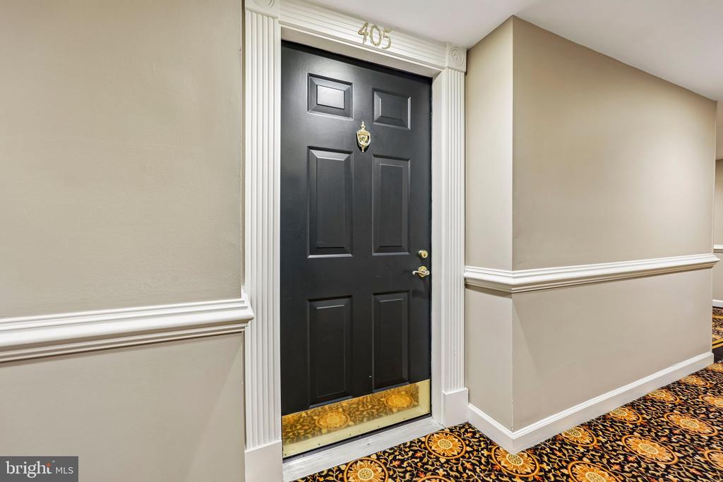 1320 N WAYNE STREET N Unit: 405