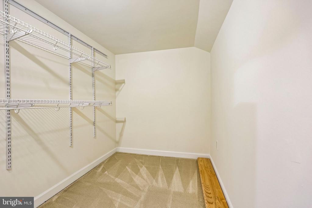 1320 N WAYNE STREET N Unit: 405