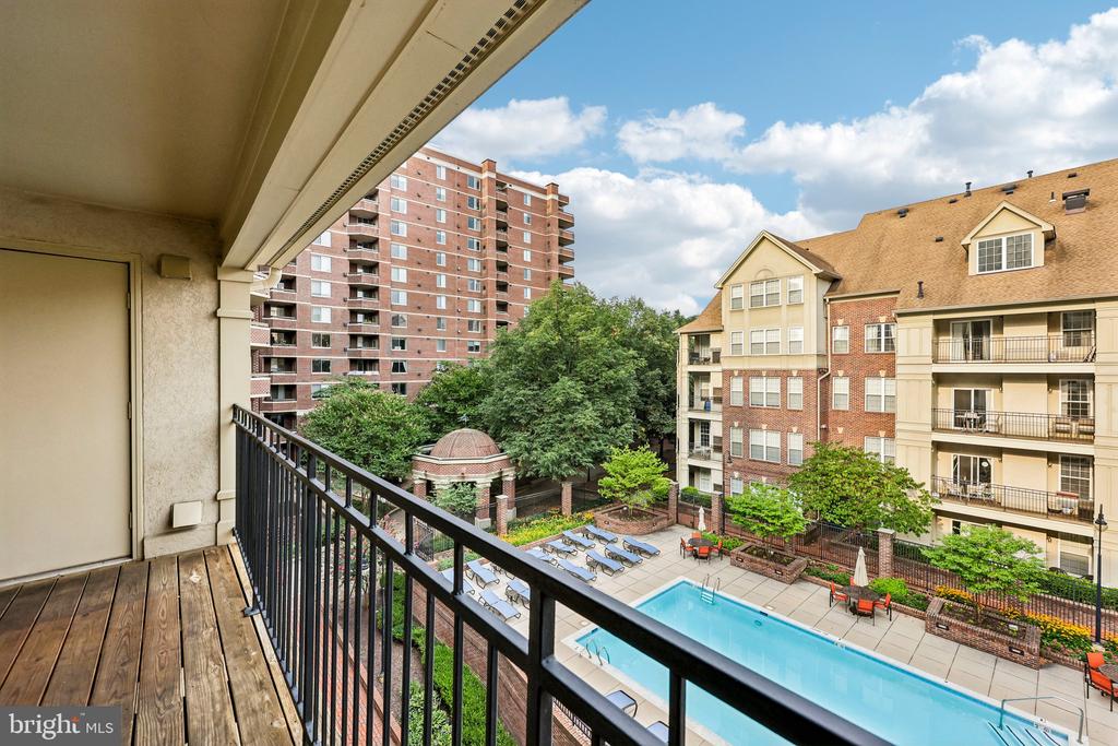 1320 N WAYNE STREET N Unit: 405