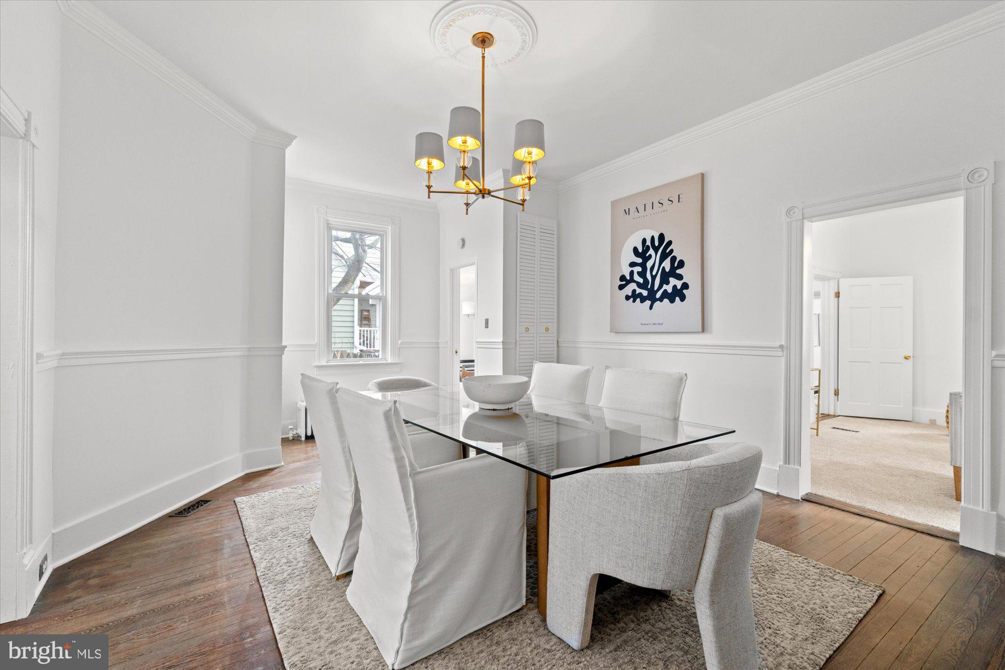 417 E WINDSOR AVENUE