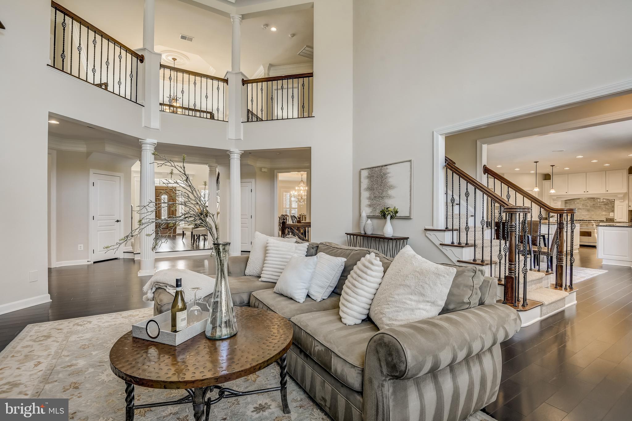 11624 Hunting Crest Ln