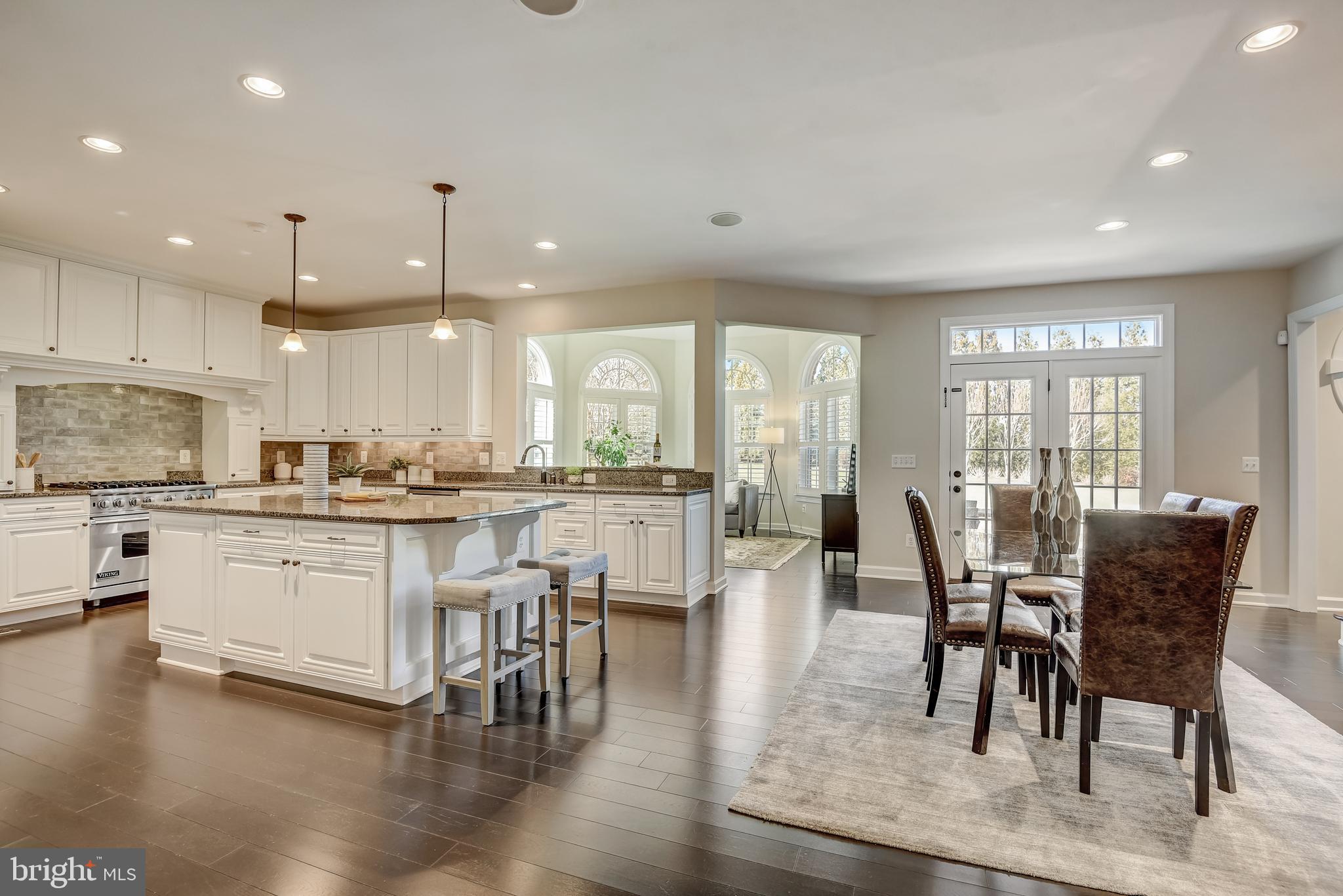 11624 Hunting Crest Ln