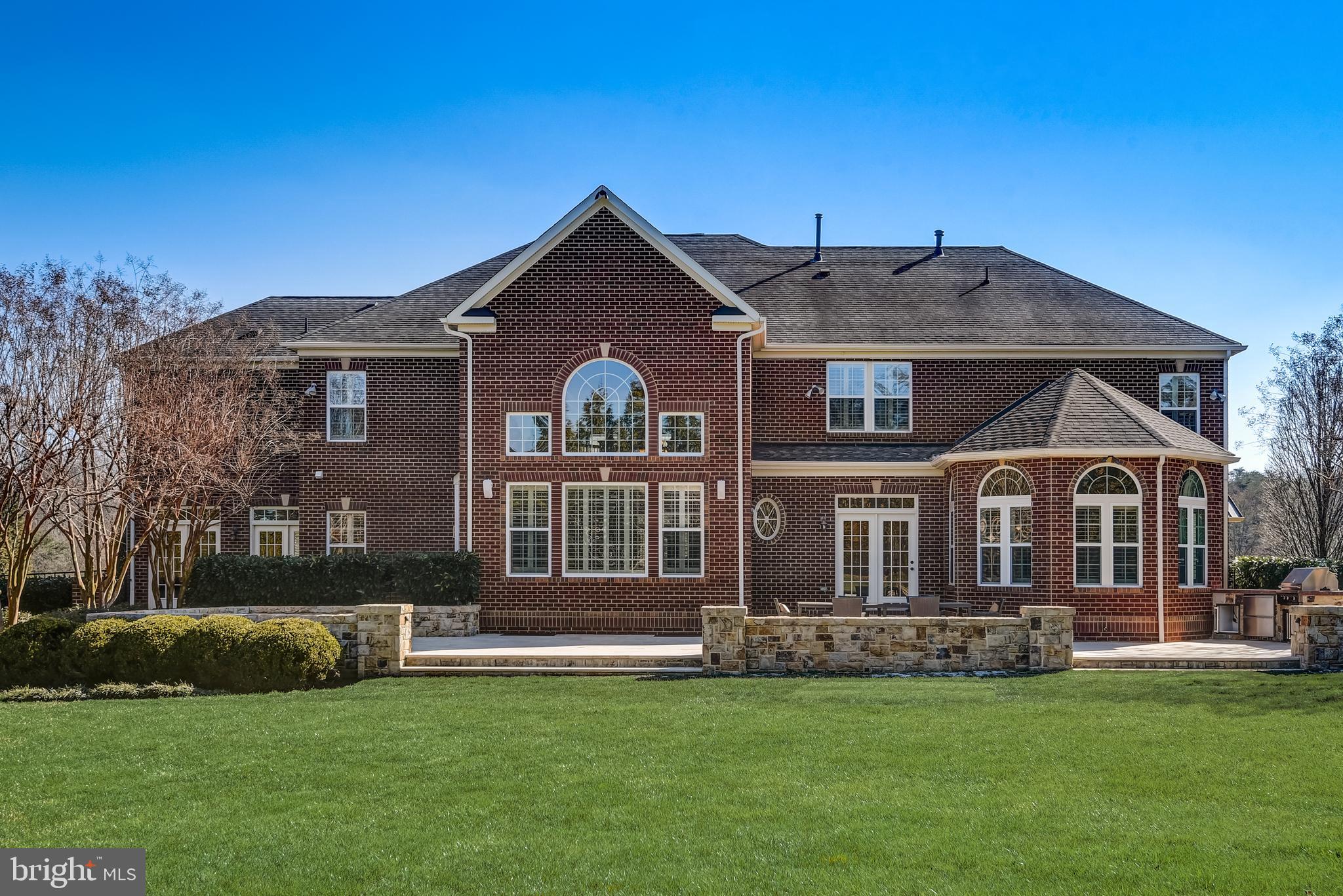 11624 Hunting Crest Ln