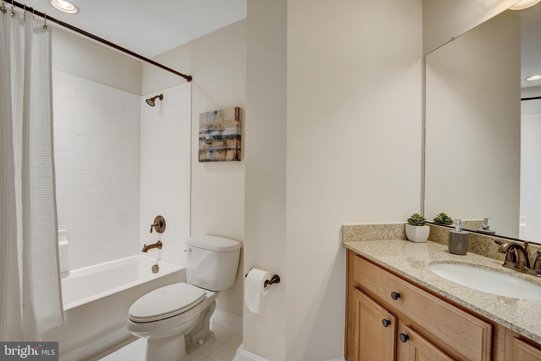 11624 Hunting Crest Ln