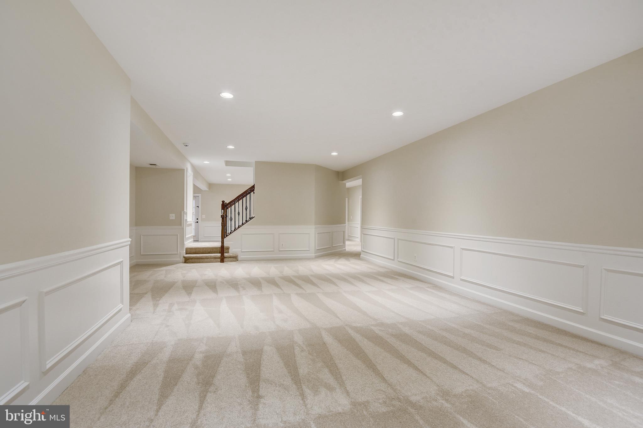 11624 Hunting Crest Ln