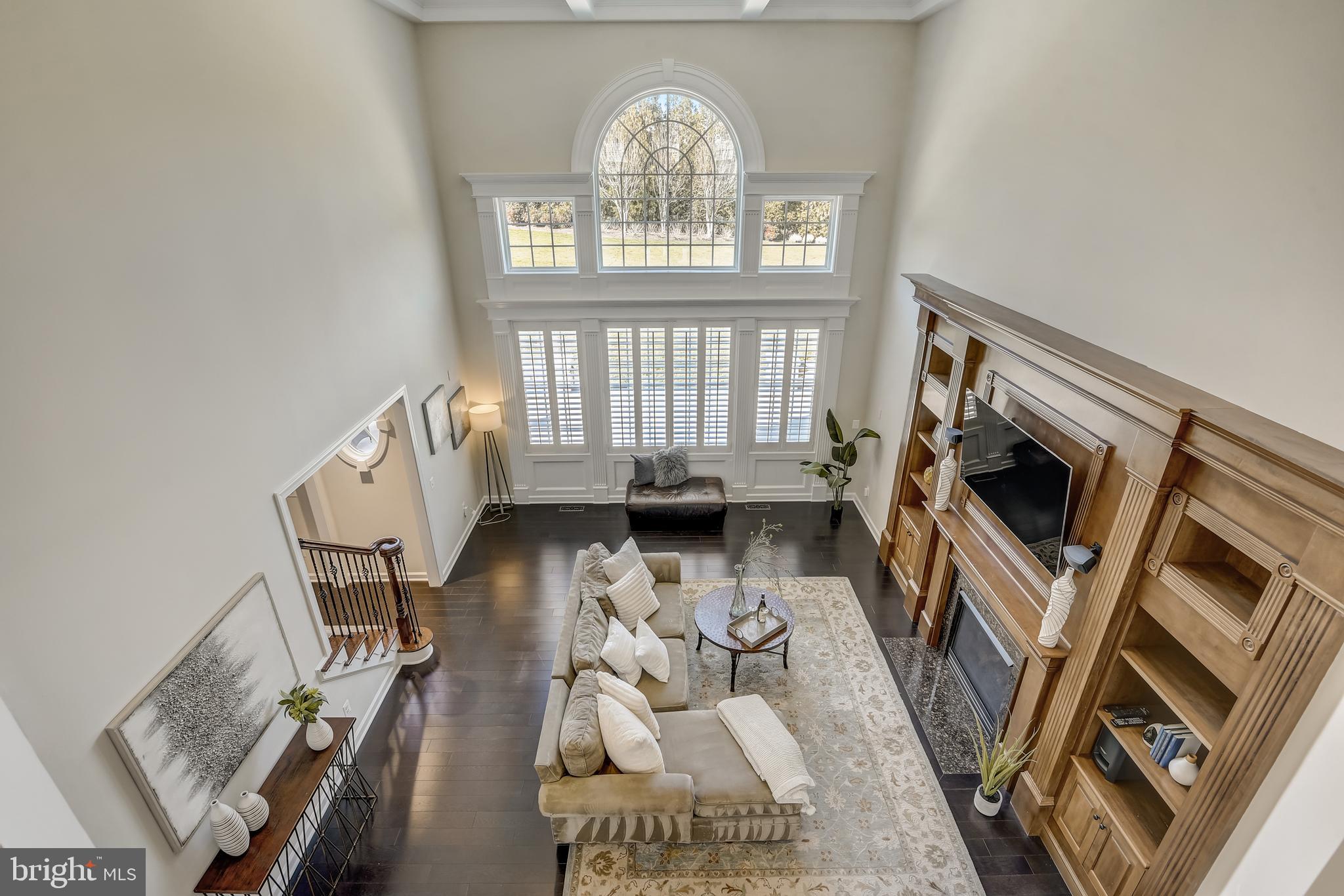 11624 Hunting Crest Ln