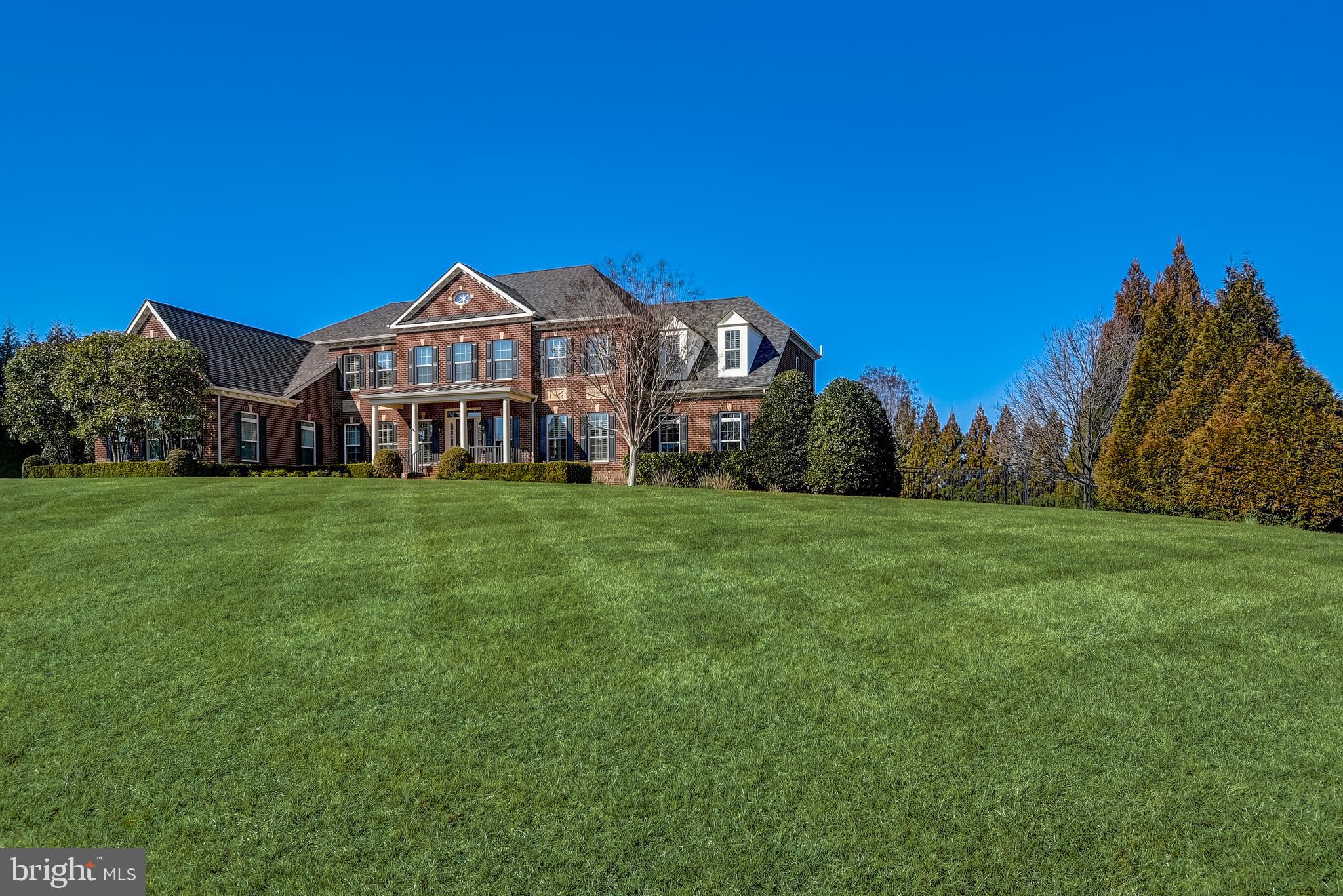 11624 Hunting Crest Ln