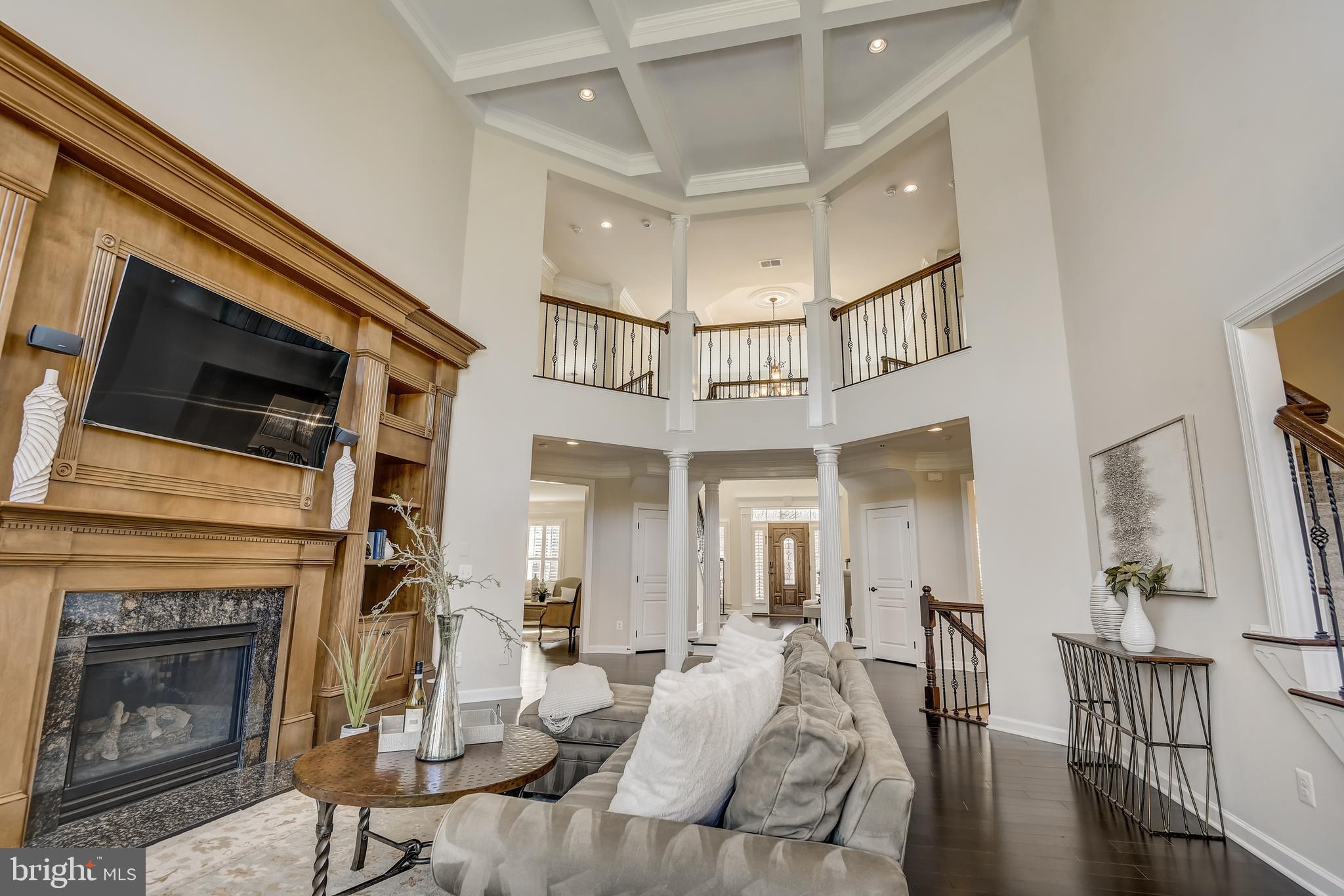 11624 Hunting Crest Ln