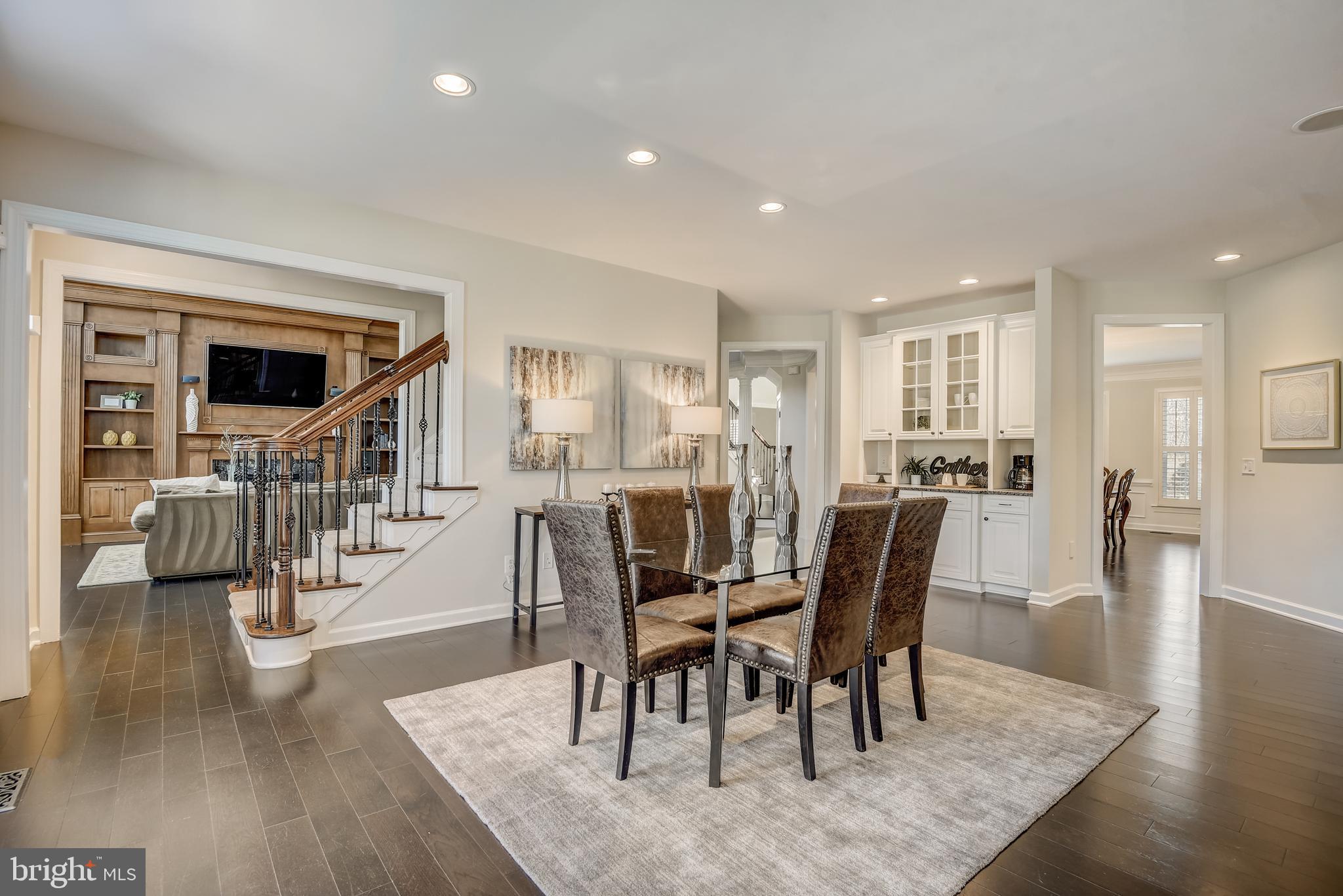 11624 Hunting Crest Ln
