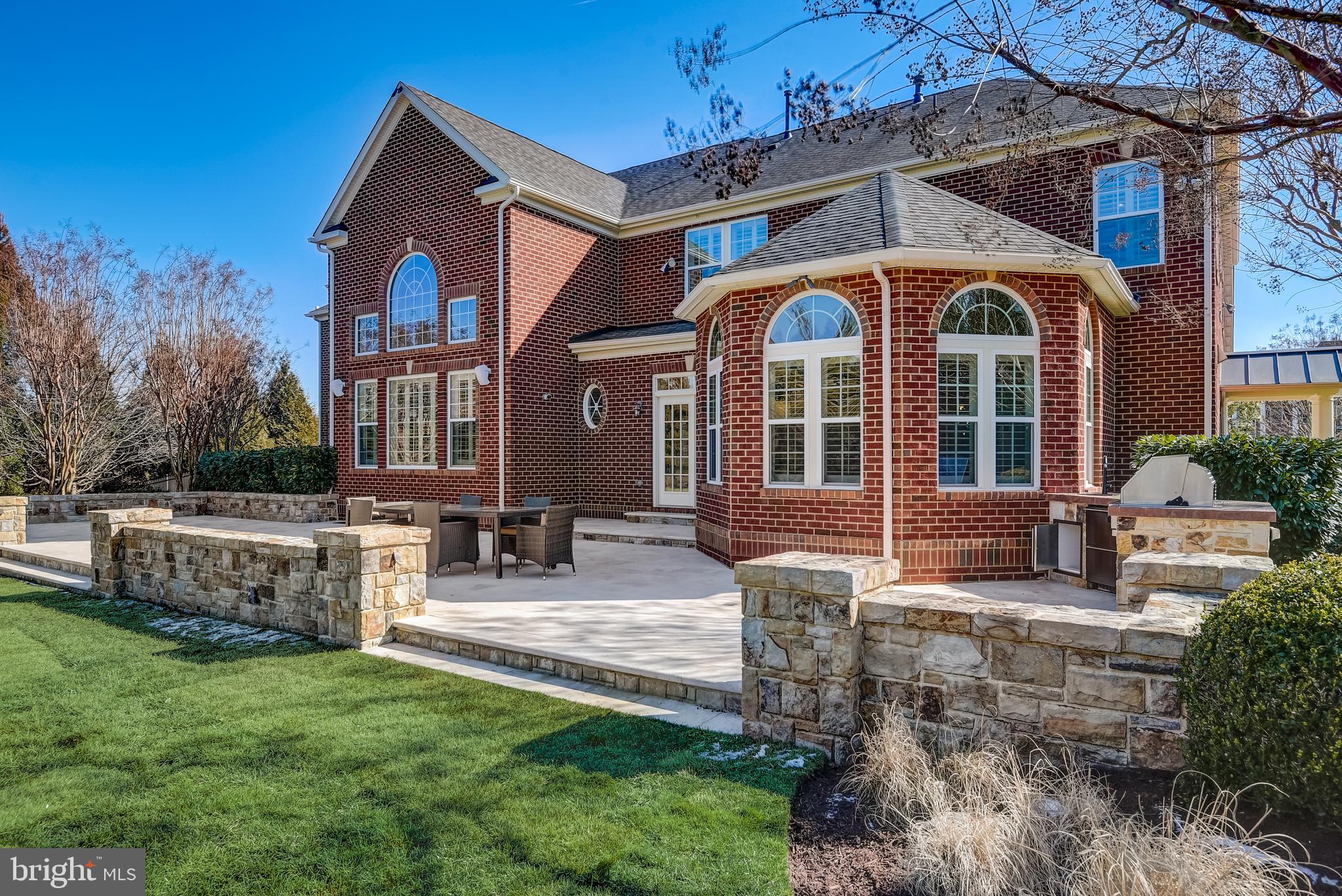 11624 Hunting Crest Ln