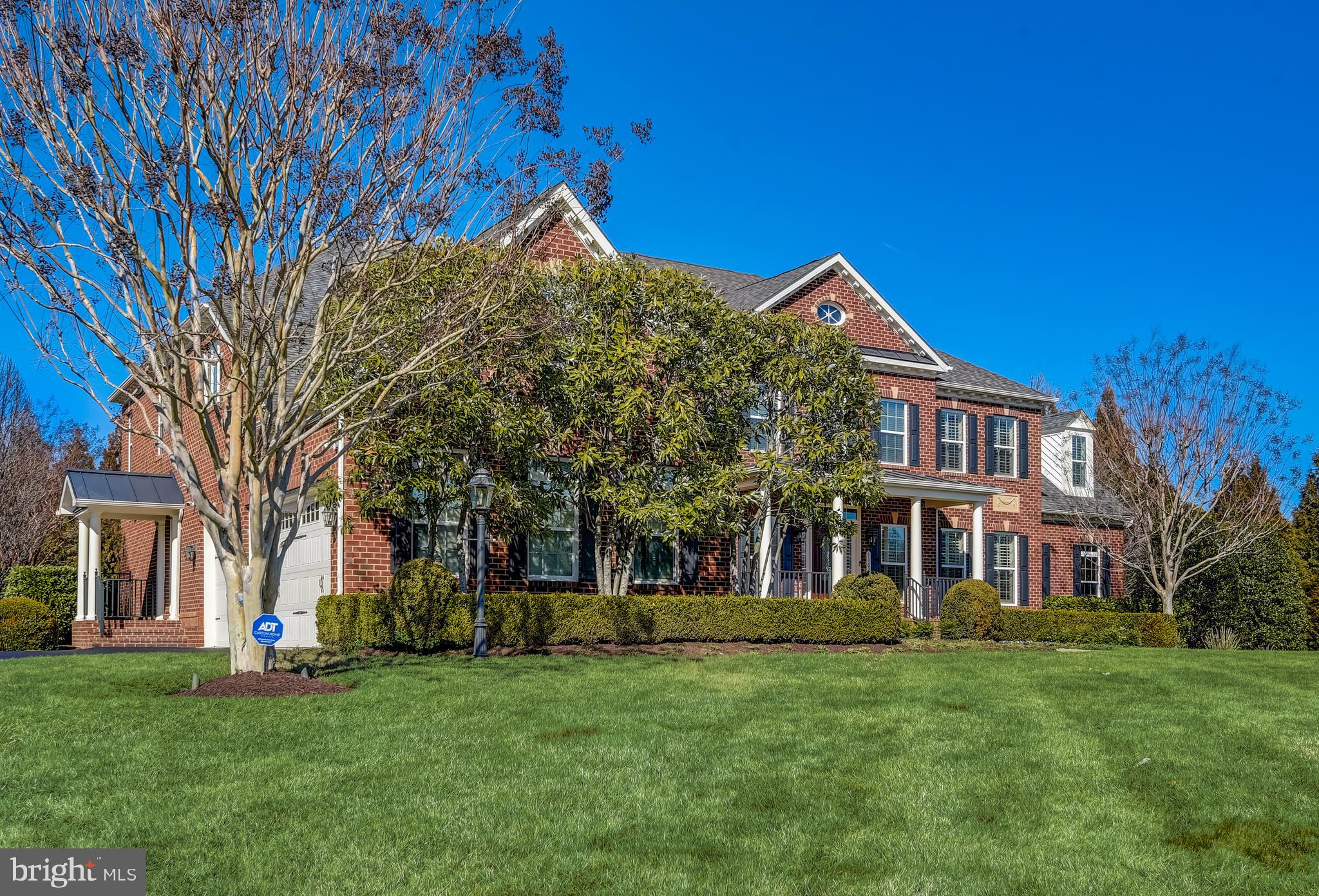 11624 Hunting Crest Ln