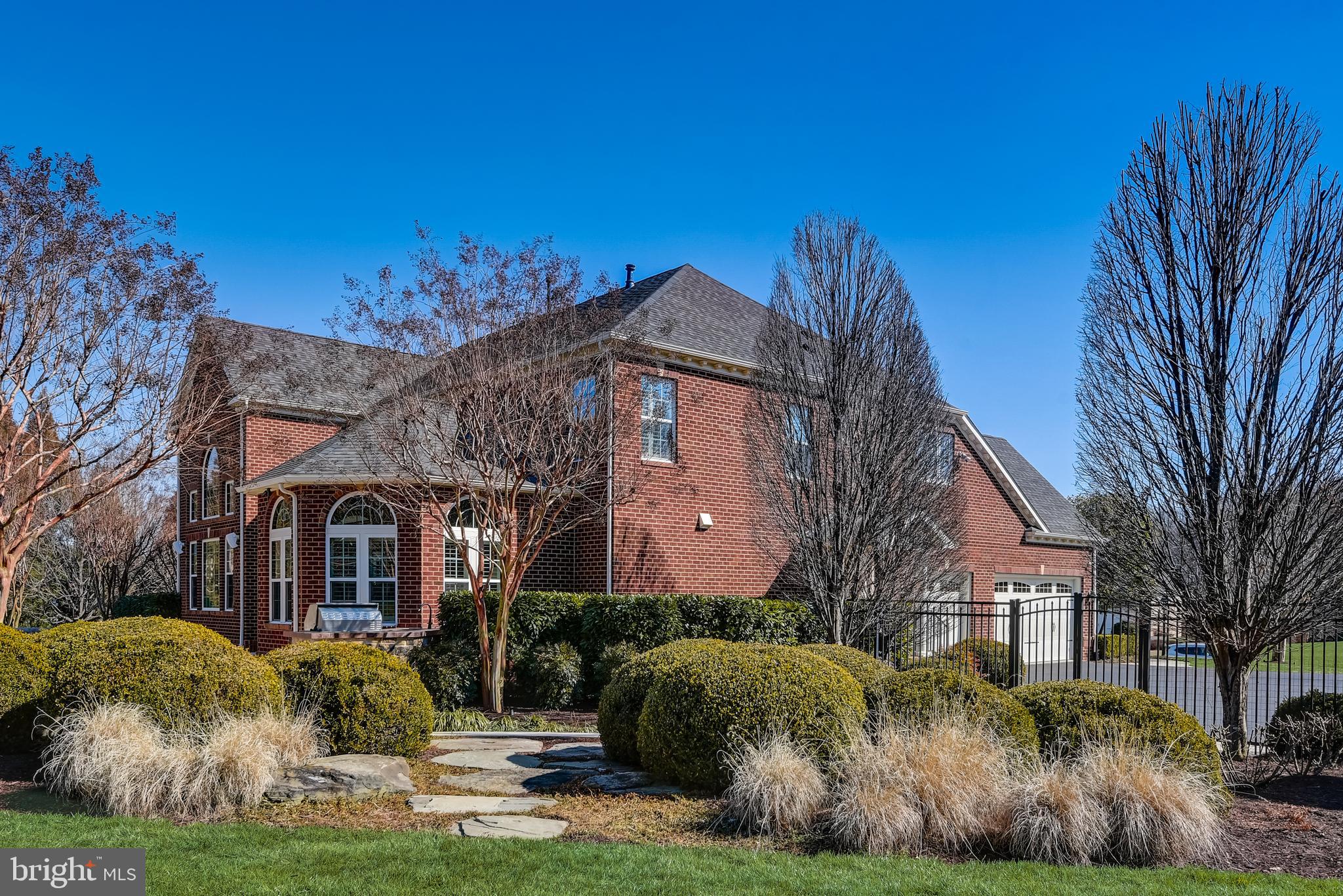 11624 Hunting Crest Ln