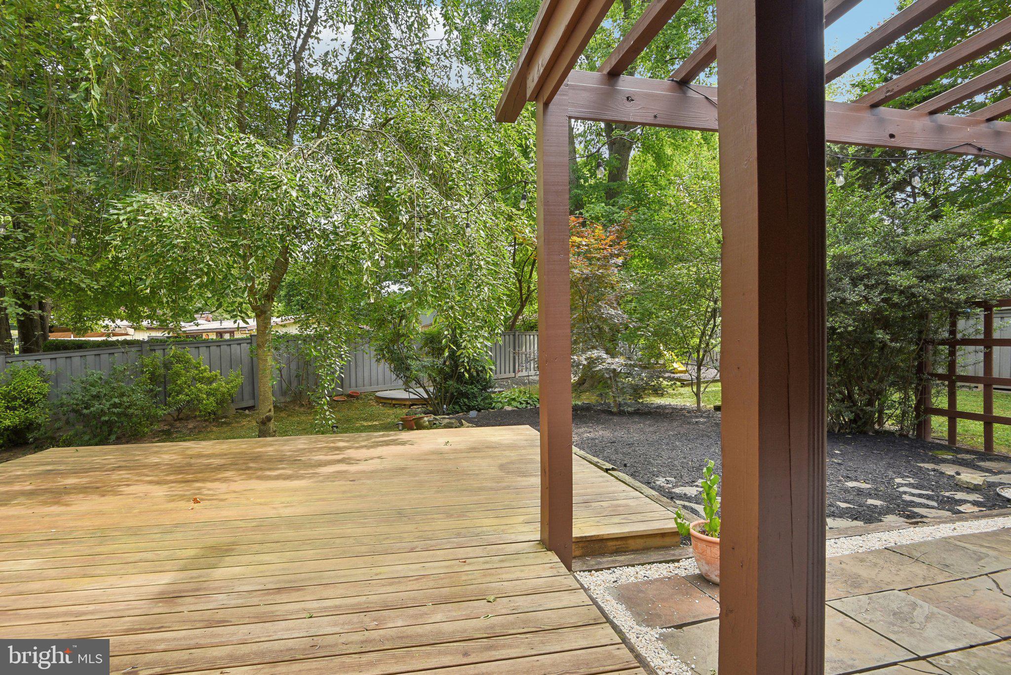 3322 Laurel Ct