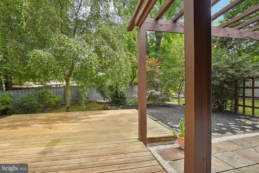 3322 Laurel Ct