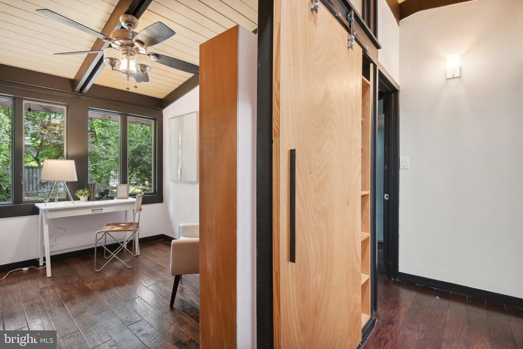 3322 Laurel Ct