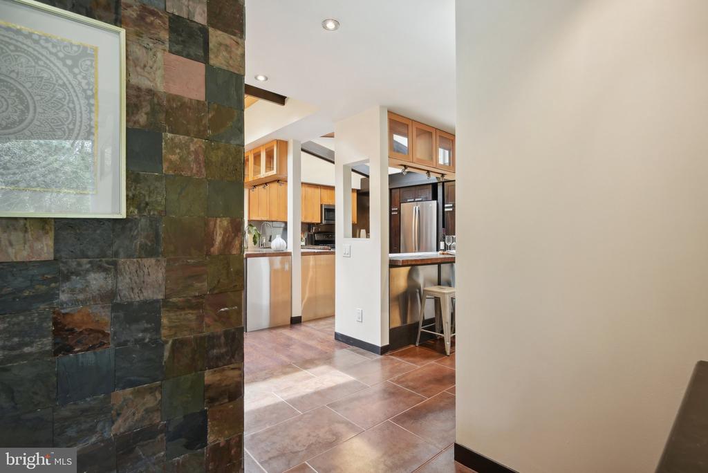 3322 Laurel Ct