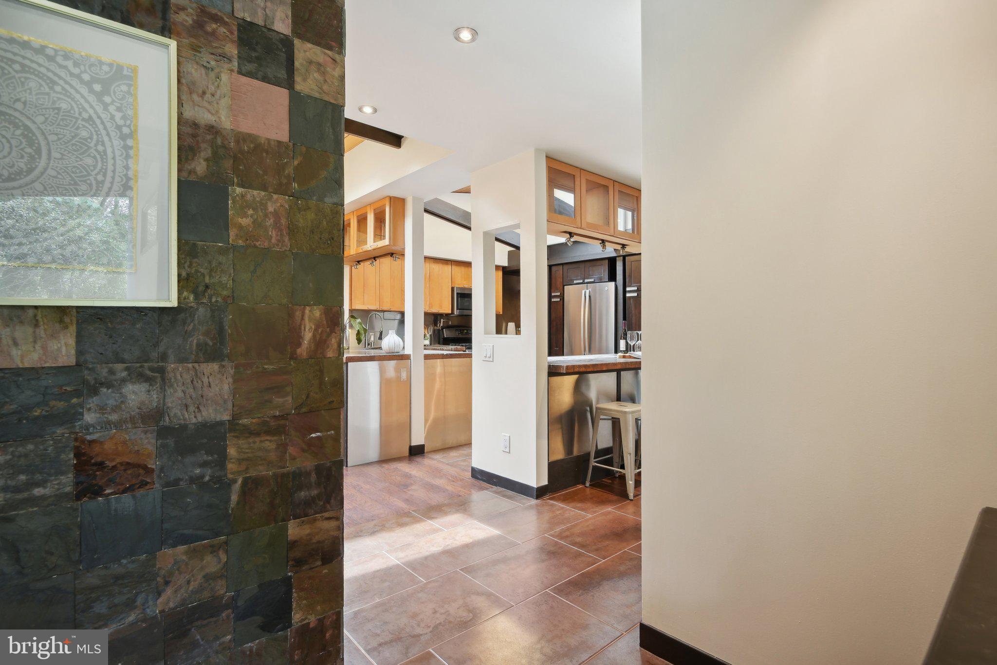 3322 Laurel Ct