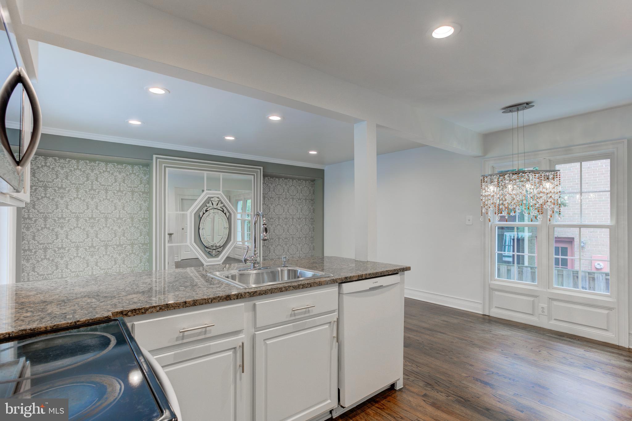 6857 SAINT ALBANS ROAD