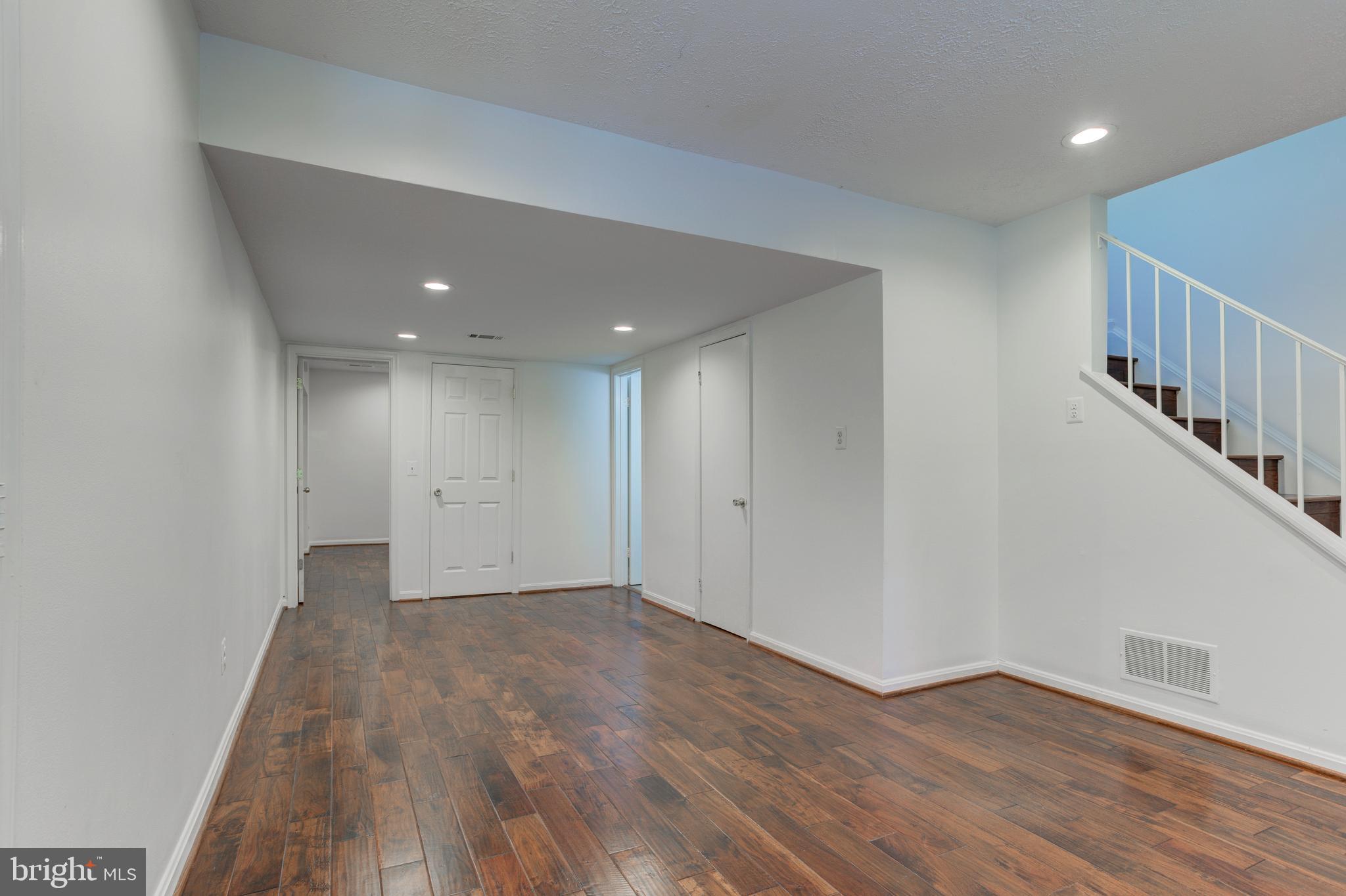 6857 SAINT ALBANS ROAD