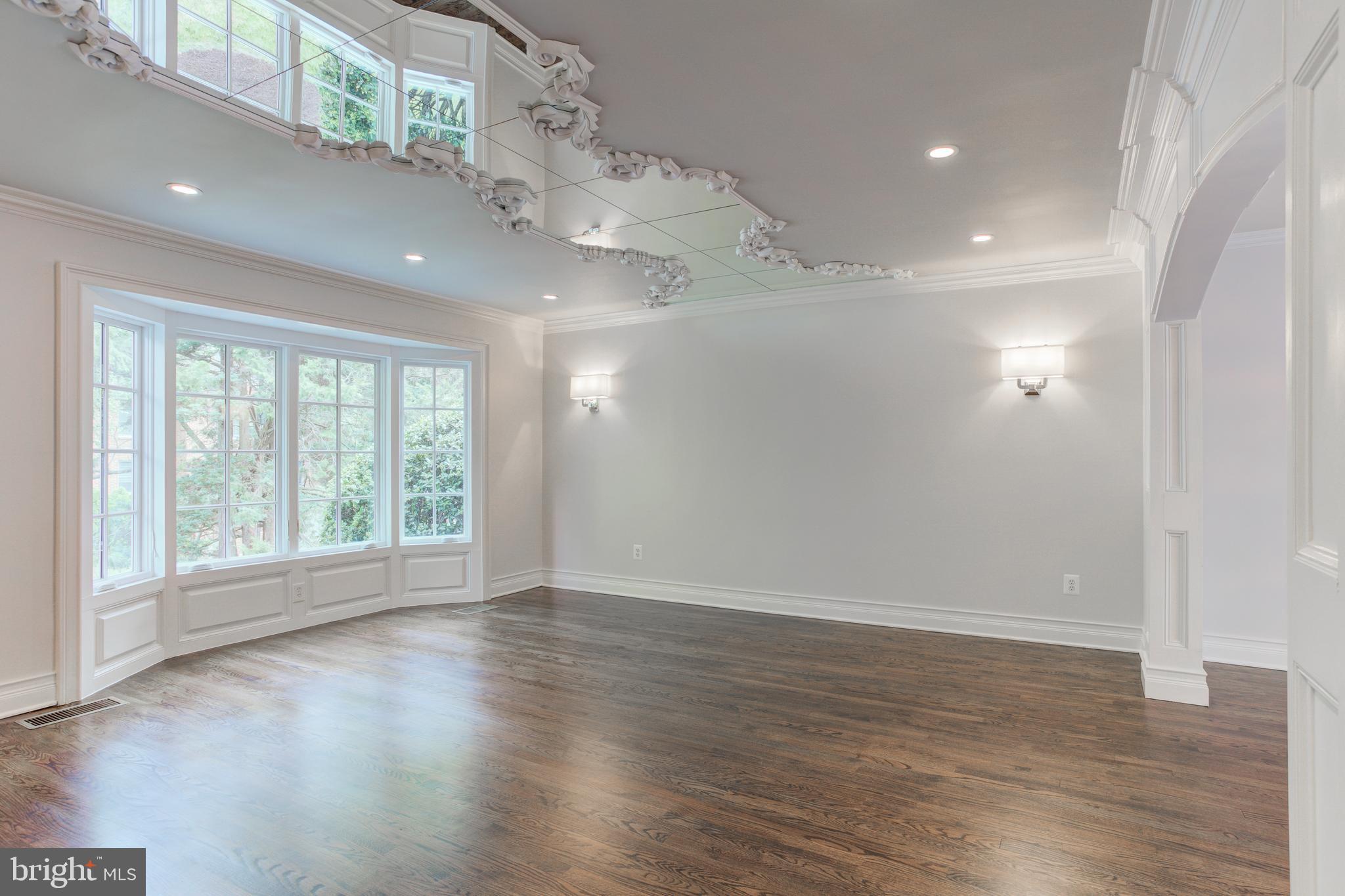 6857 SAINT ALBANS ROAD