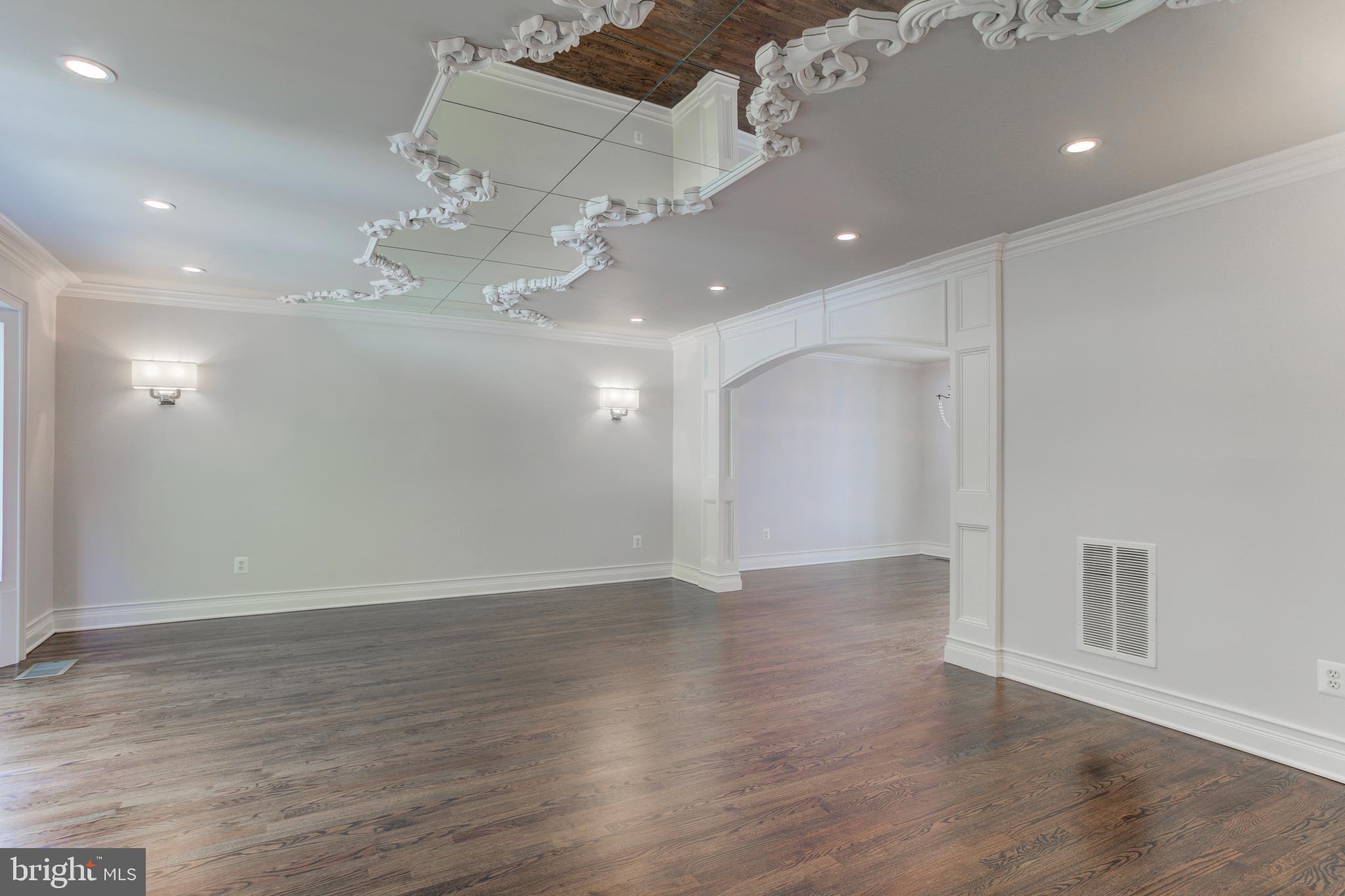 6857 SAINT ALBANS ROAD