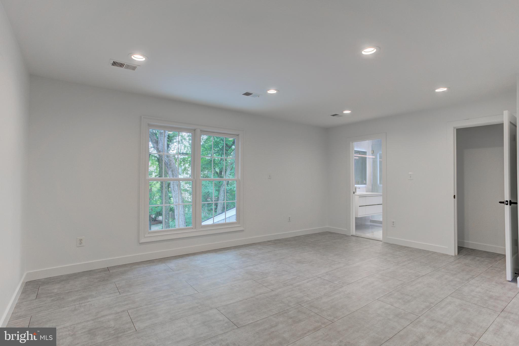6857 SAINT ALBANS ROAD