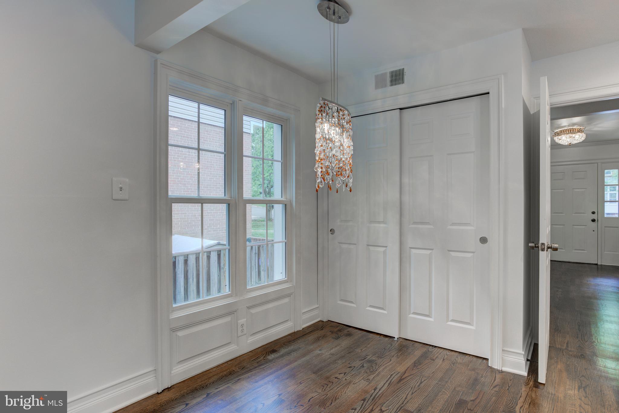 6857 SAINT ALBANS ROAD