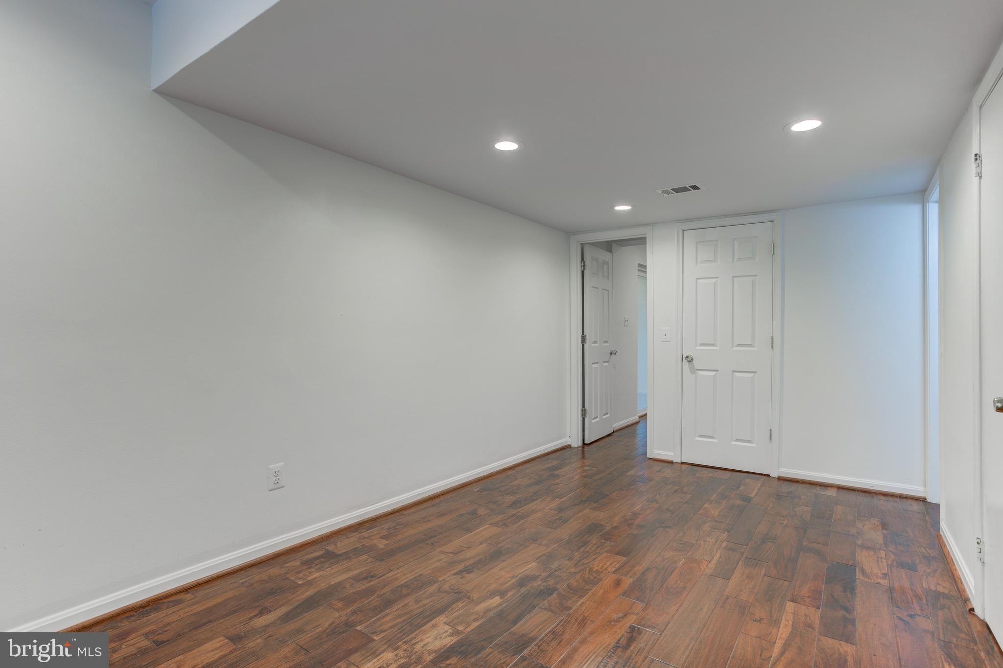 6857 SAINT ALBANS ROAD