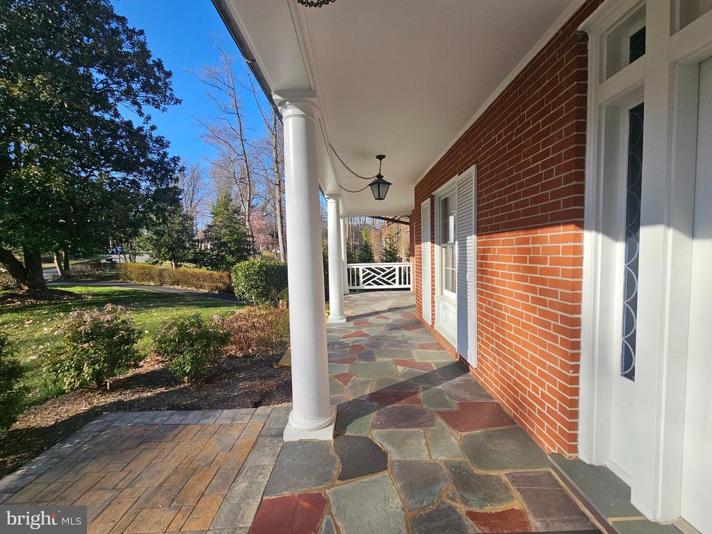851 CANAL DRIVE