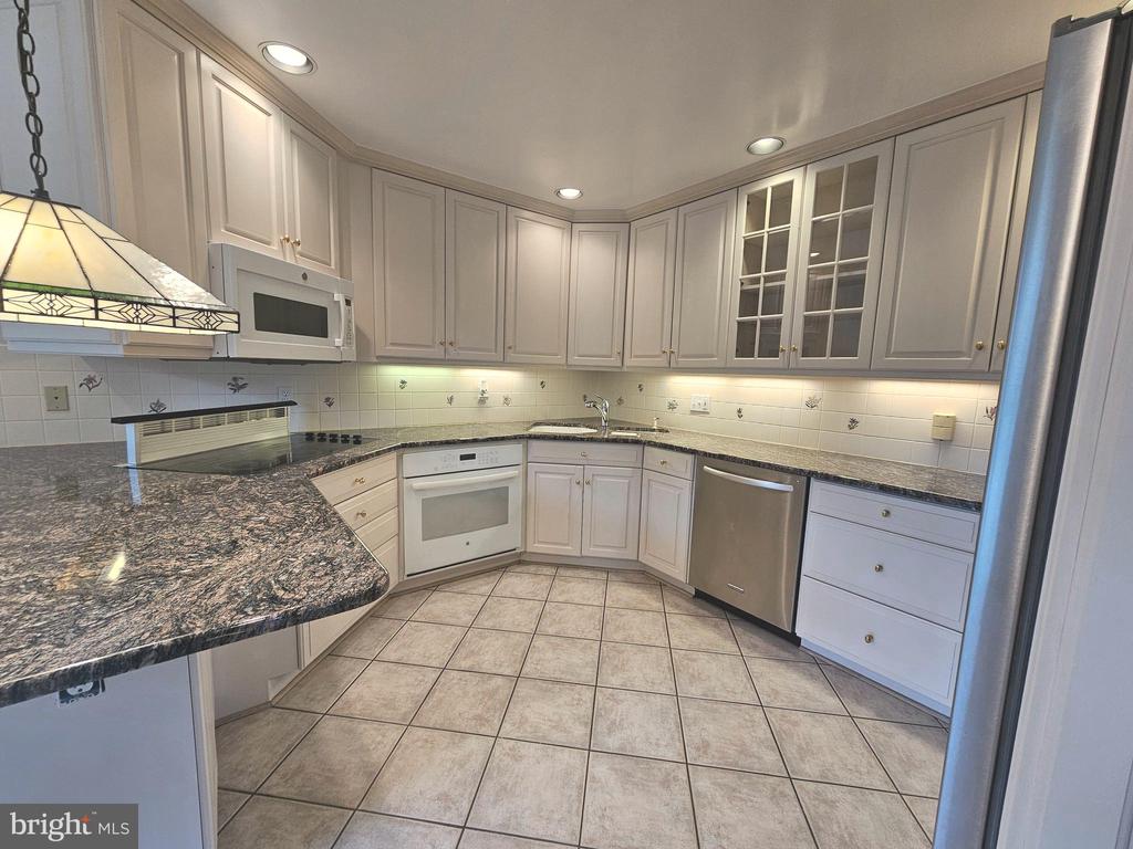 851 CANAL DRIVE