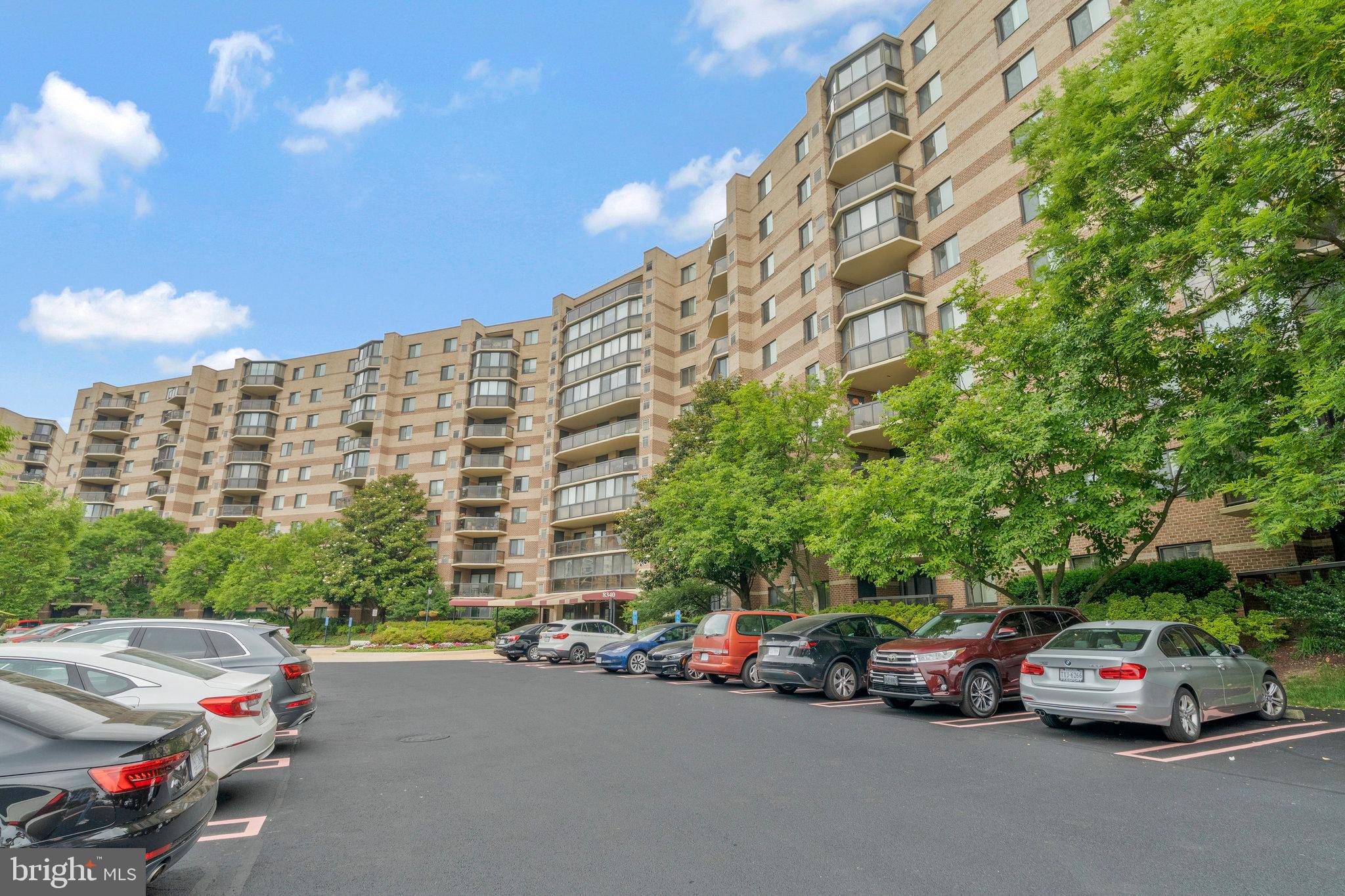 8340 Greensboro Dr #112