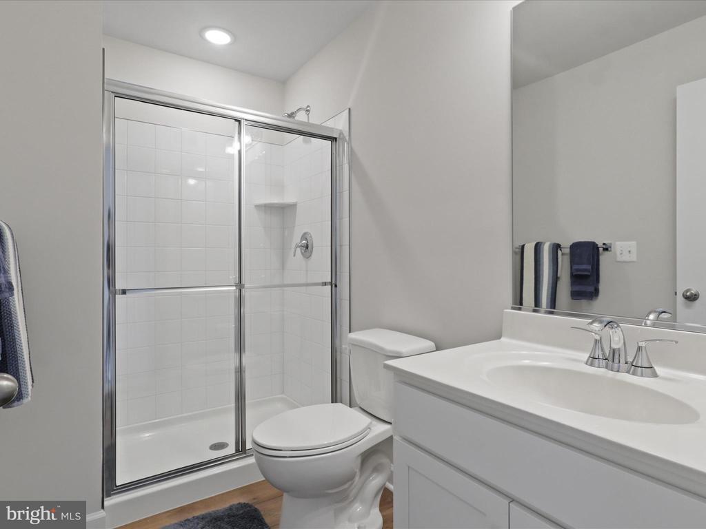 2825 HOKIE LANE