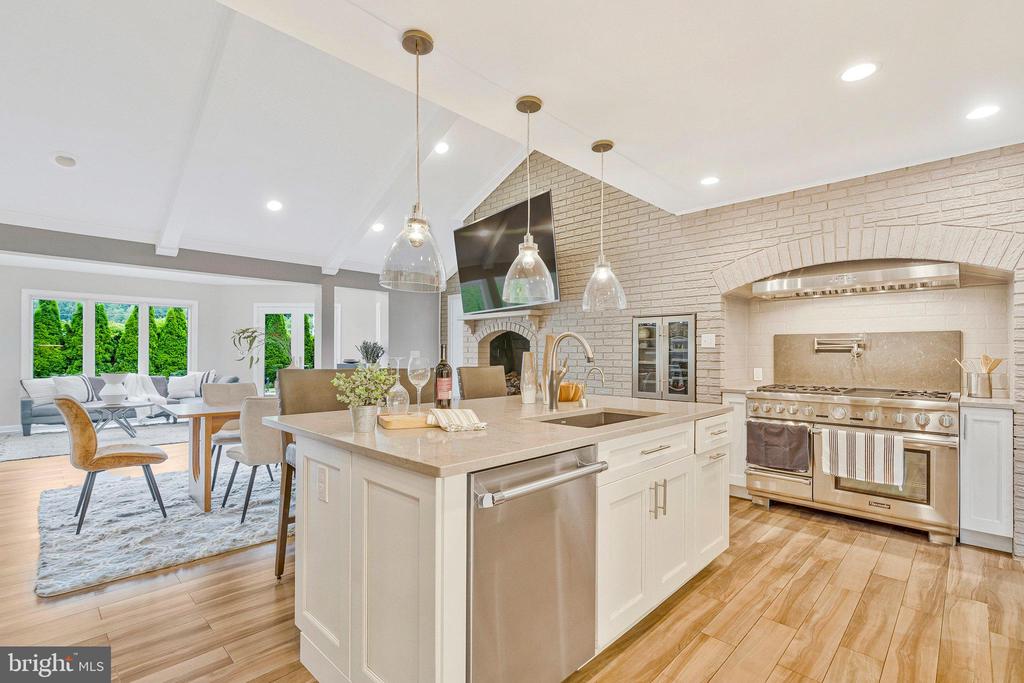 6280 Dunaway Ct