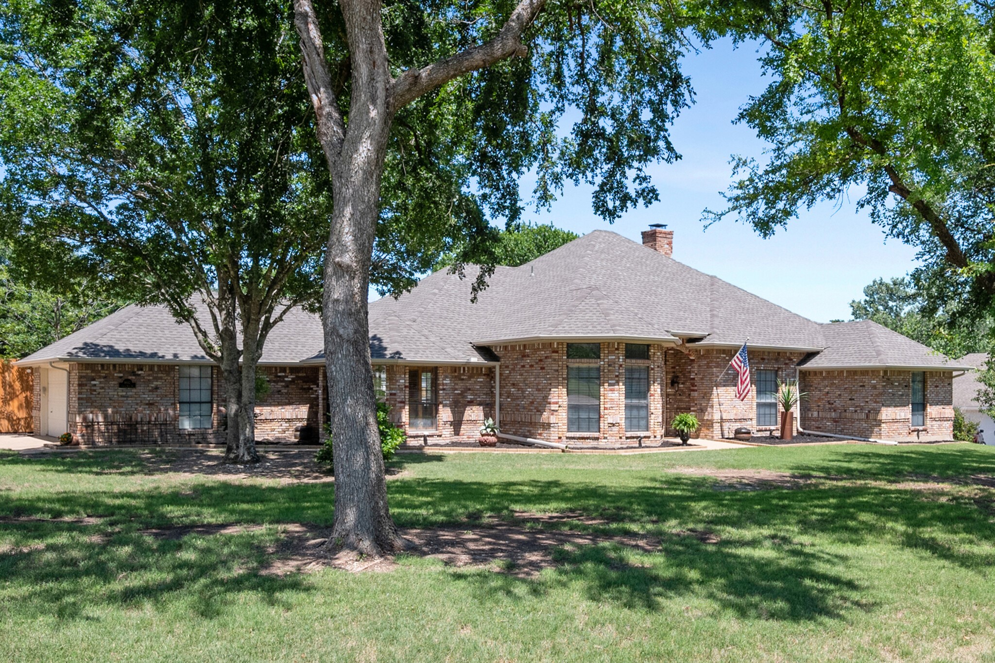 1612 Creek Bend Drive