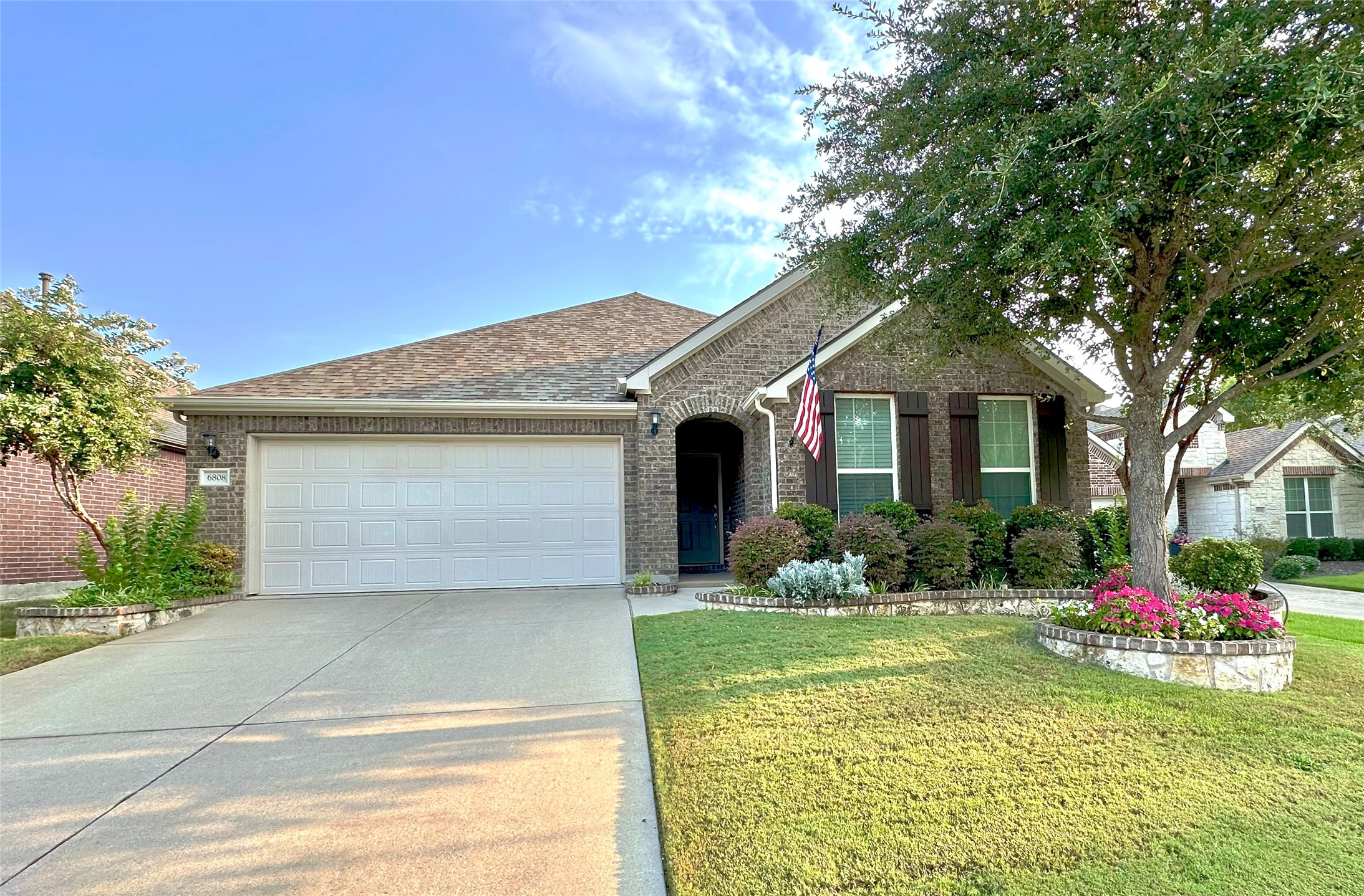 6808 Lighthouse Lane