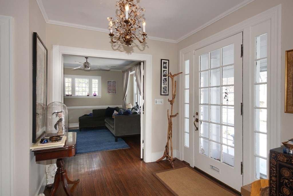 204 Pleasant St