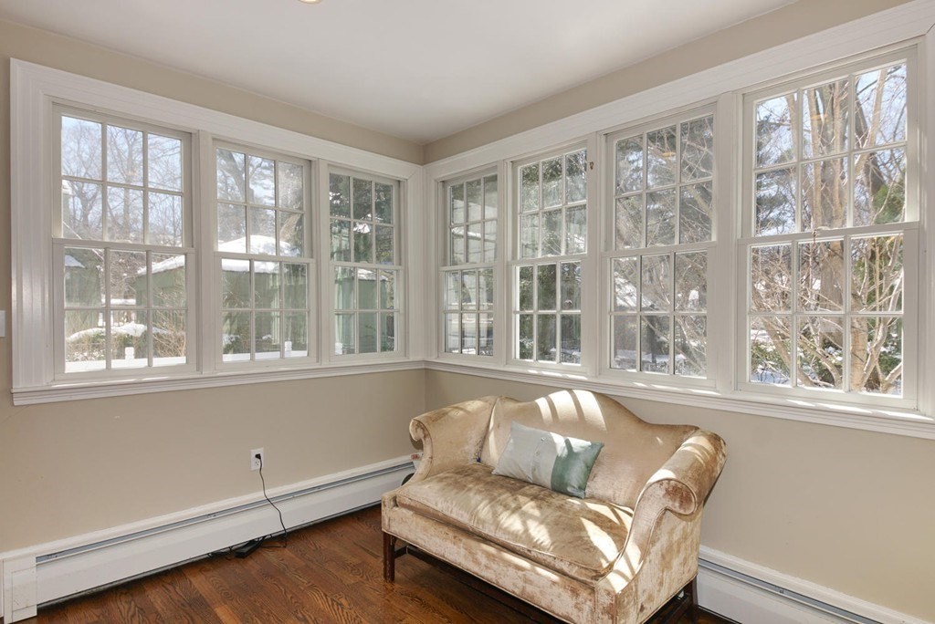 204 Pleasant St