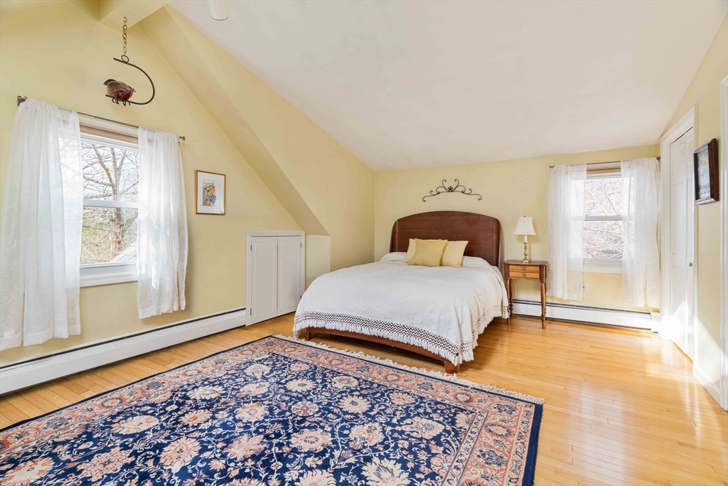11 Alta Crest Rd