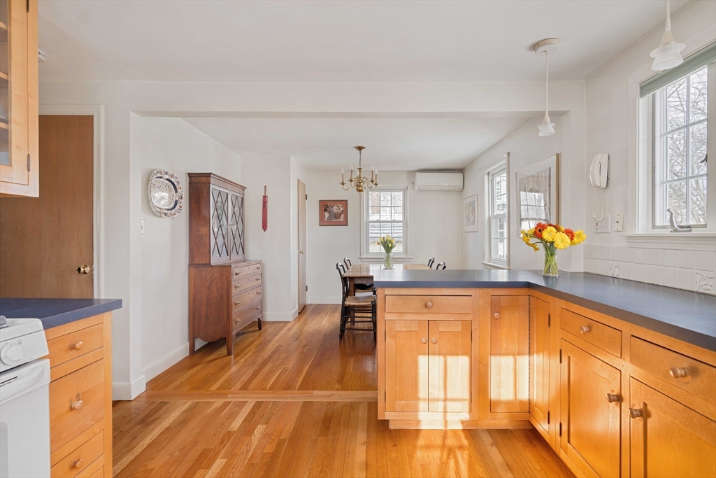 11 Alta Crest Rd