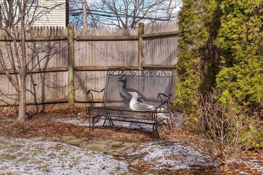 11 Alta Crest Rd