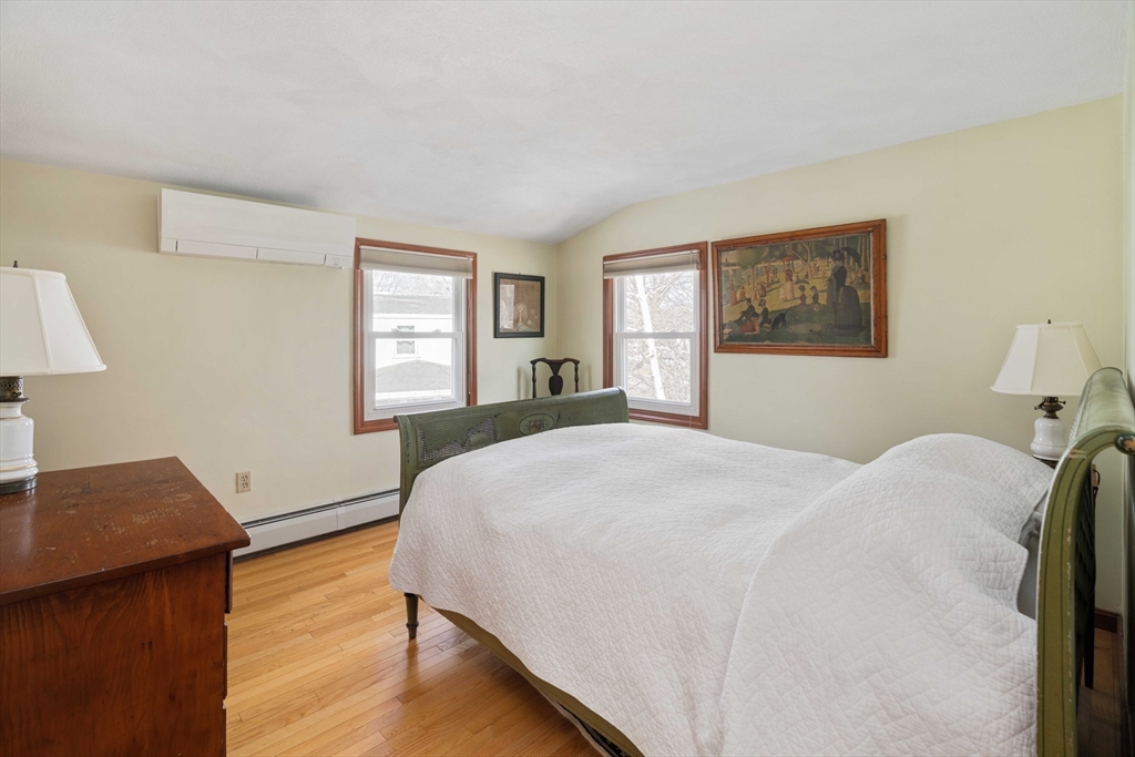 11 Alta Crest Rd