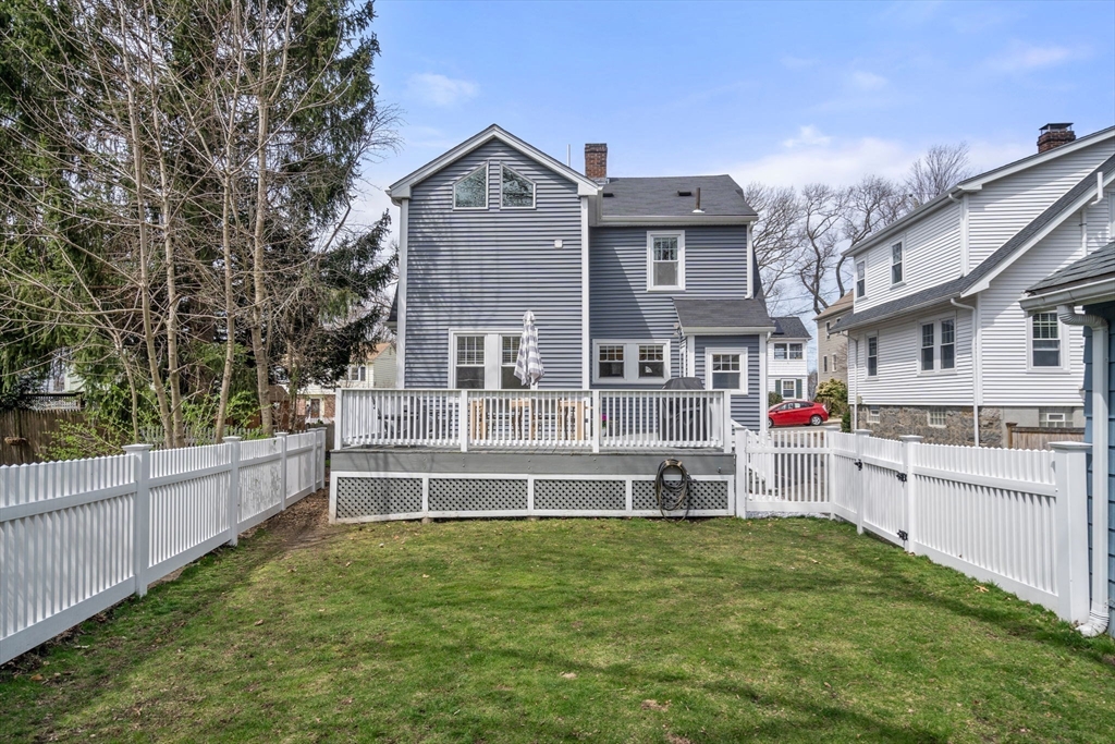 11 Robin St