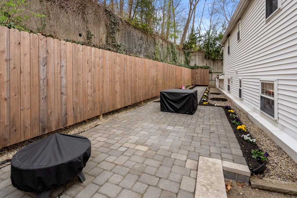 20 Elmwood Ave