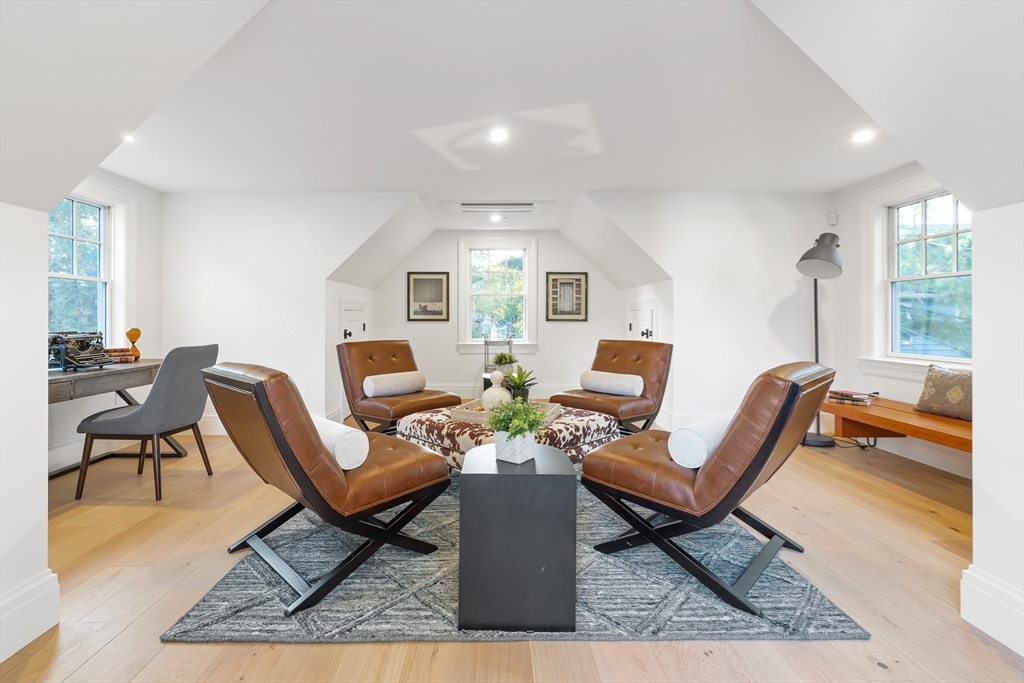 887 Commonwealth Avenue