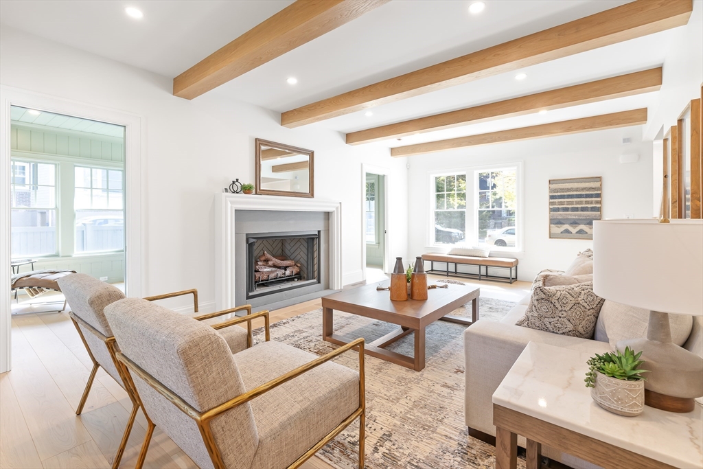 887 Commonwealth Avenue