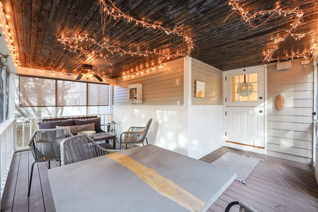 9 Elmcrest Cir
