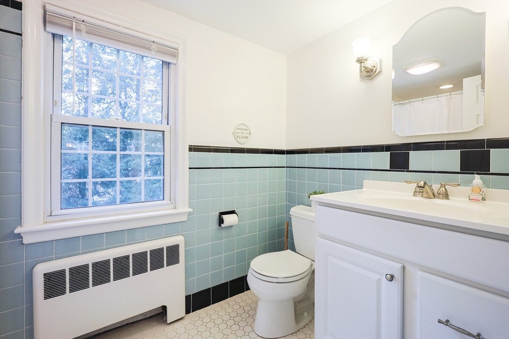 9 Elmcrest Cir