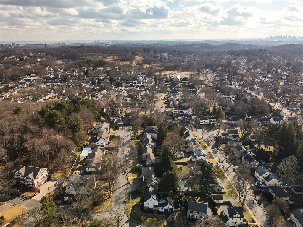 9 Elmcrest Cir